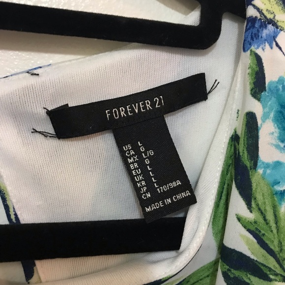 Forever 21 Blue and White Floral Fit & Flare Dress - Picture 2 of 4